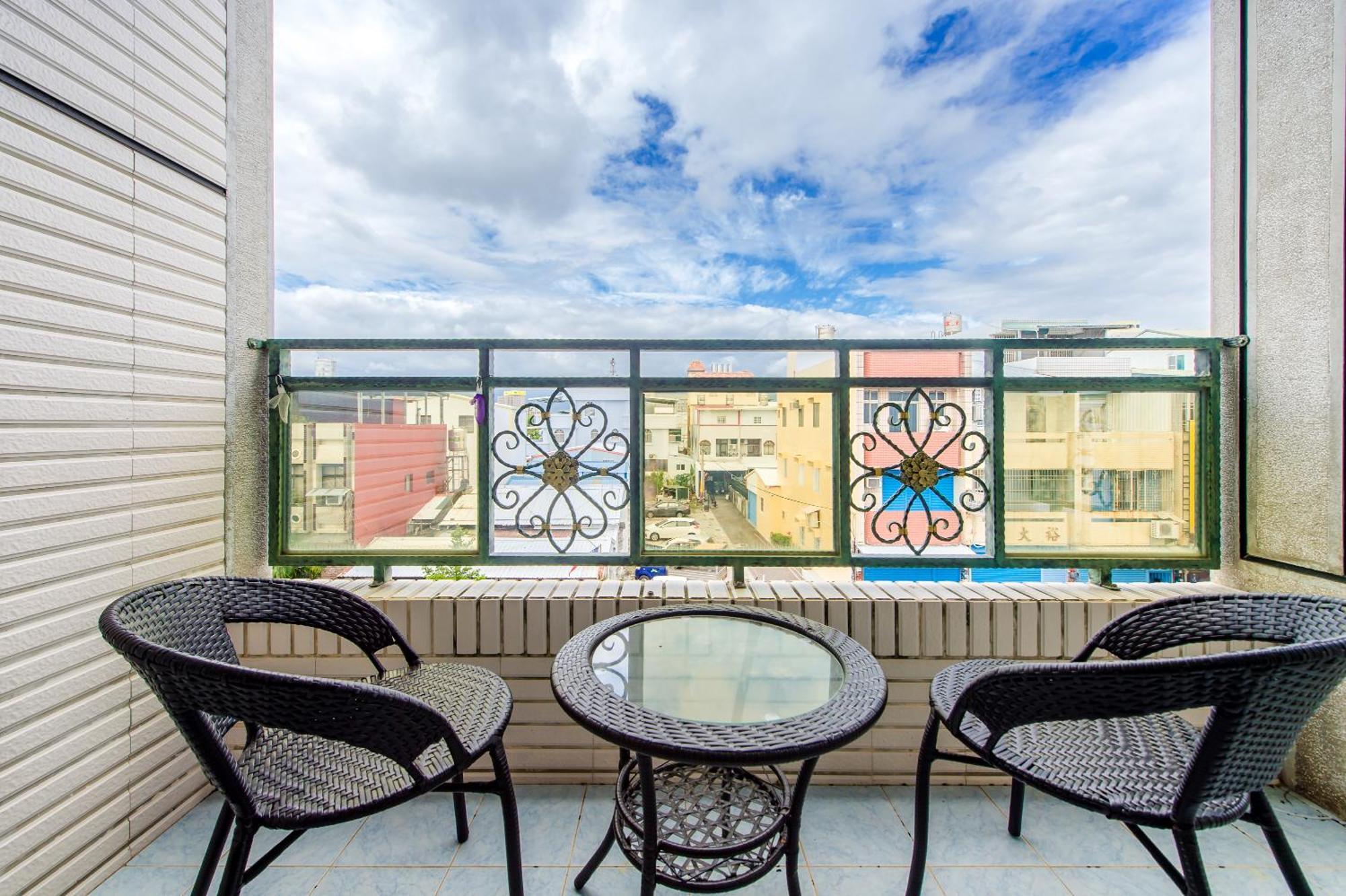 Travel Road Wuwu Apartment Taitung Екстериор снимка